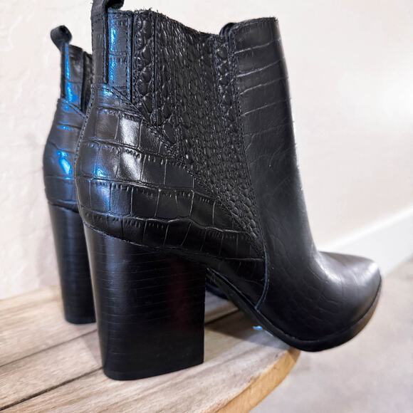 Marc Fisher Alva Croc Embossed Leather Block Heels Boots Black Old Money 7.5 NEW - Picture 3 of 11